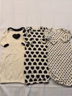 Touched by Nature 3pc gown set- like new!